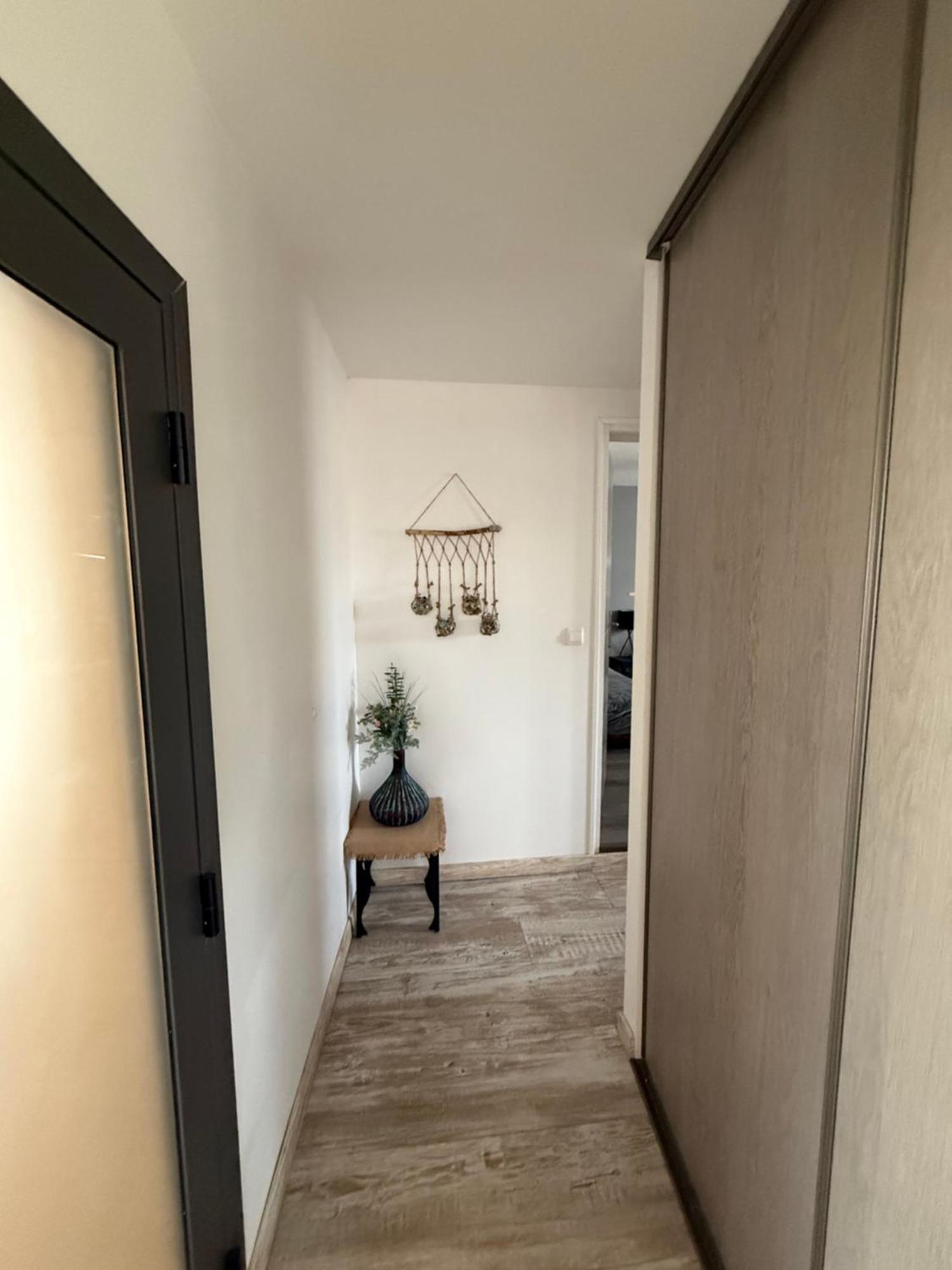 Apartamento Au Calme, Confortable Avec Terrasse *