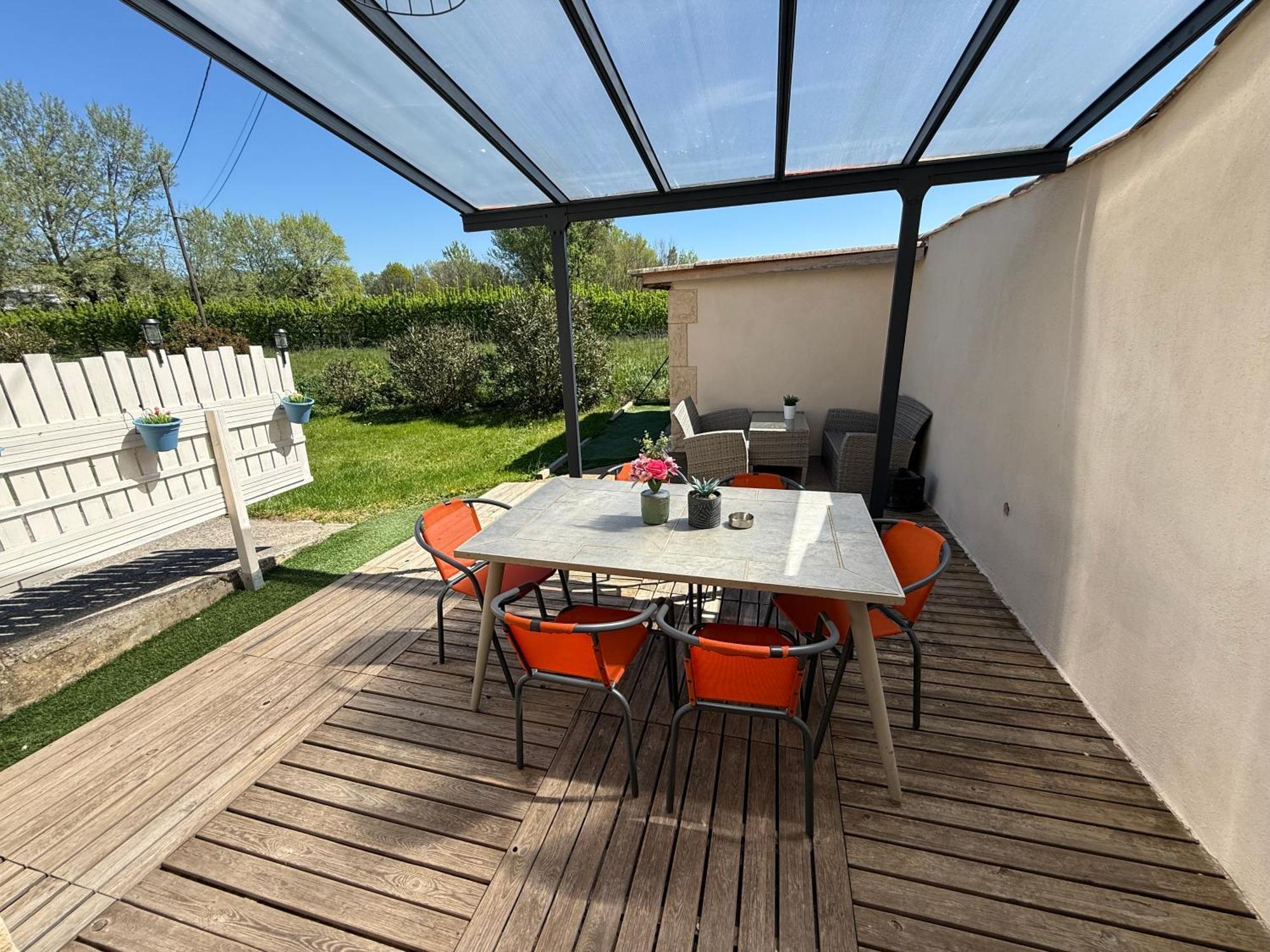 Au Calme, Confortable Avec Terrasse *